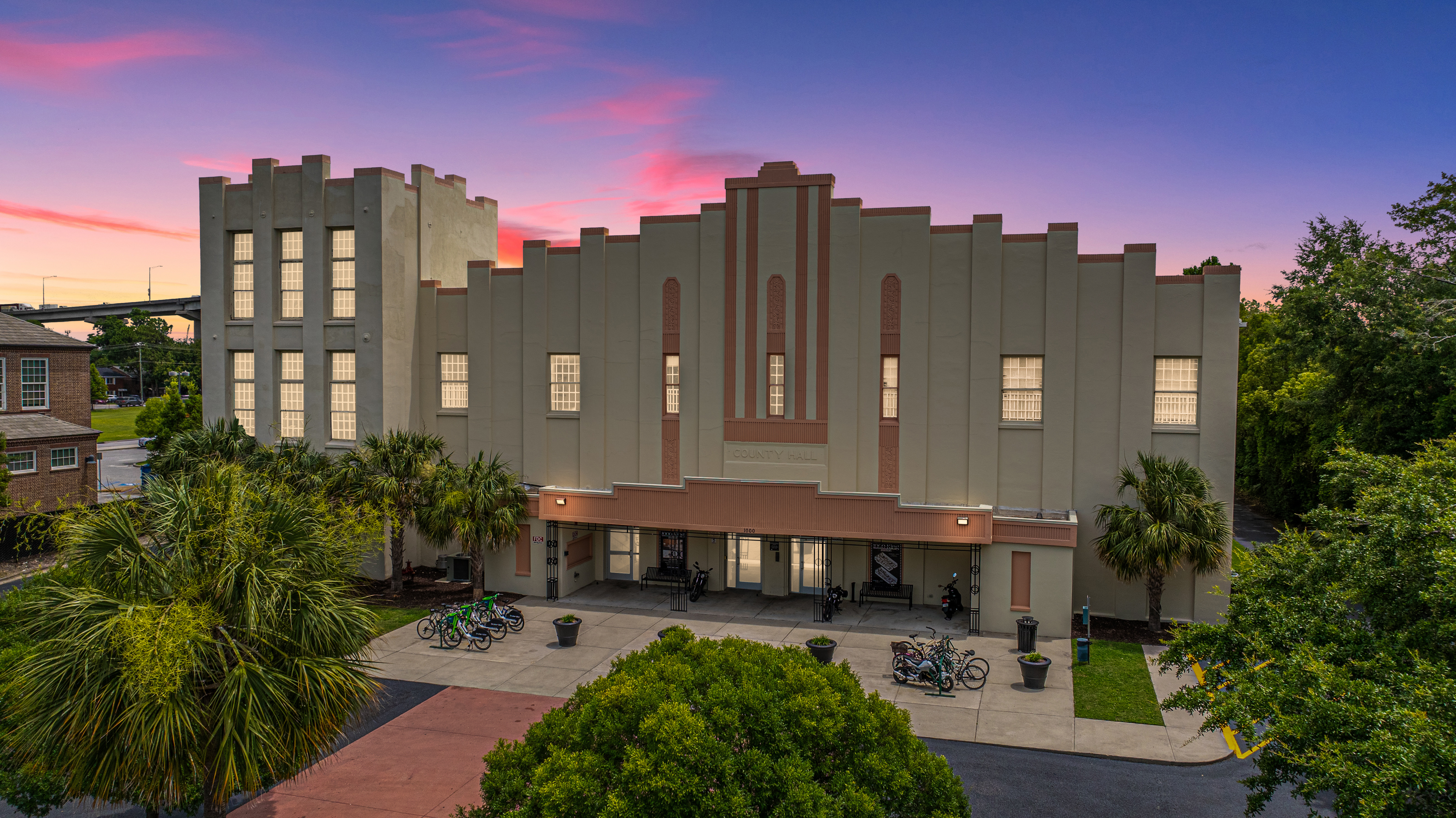 CHARLESTON Condo: 1000 King Street