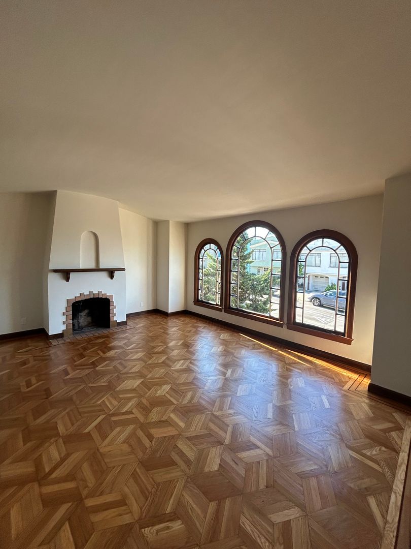 San Francisco House: 1862 20th Avenue