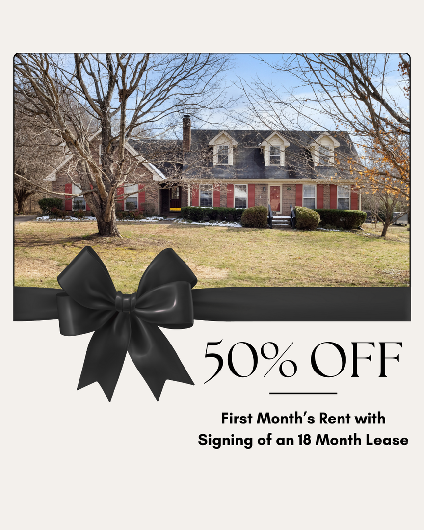 Clarksville House: 908 Hunter Ln