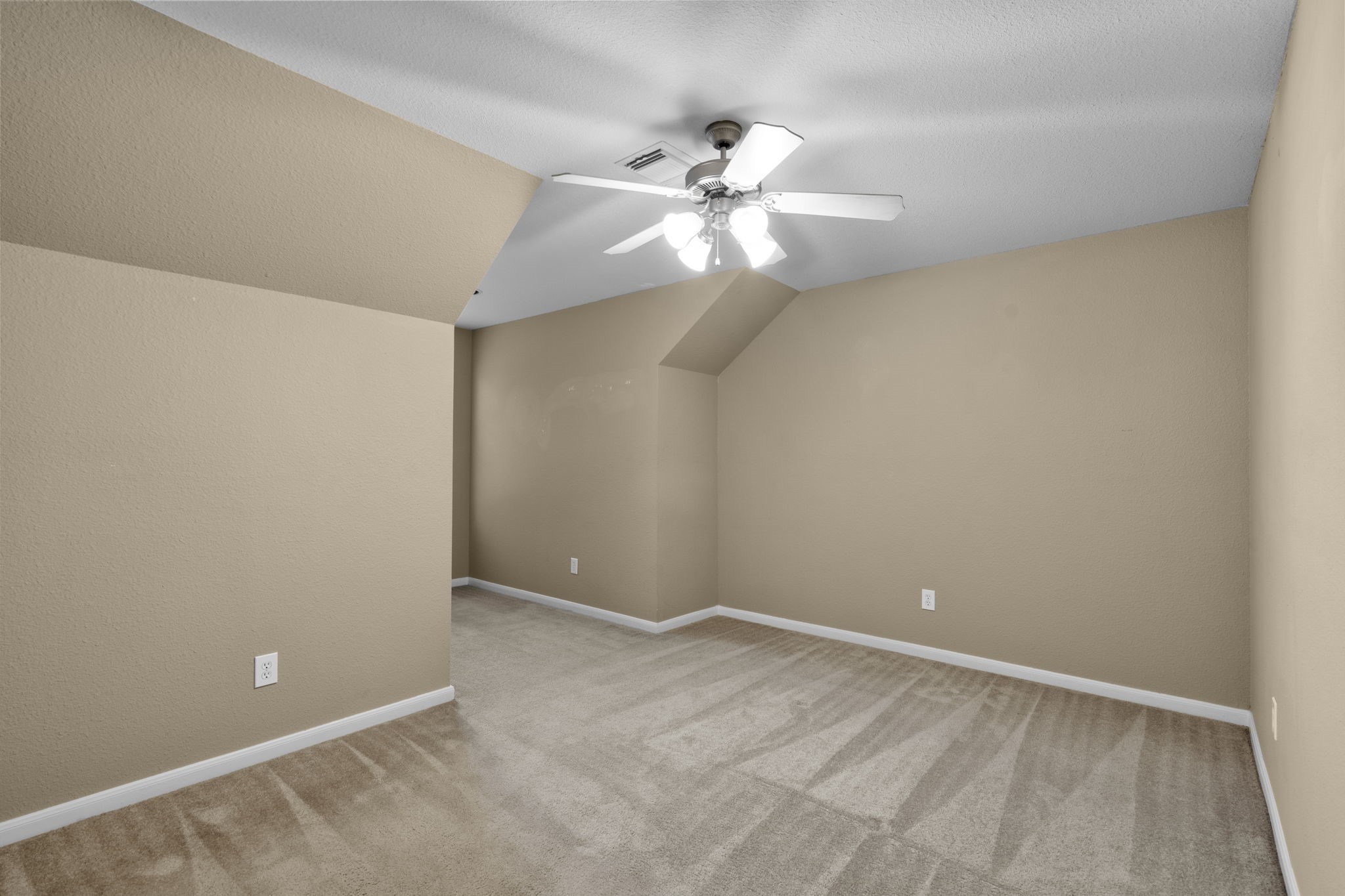 Spring Condo: 1634 Grable Cove Lane