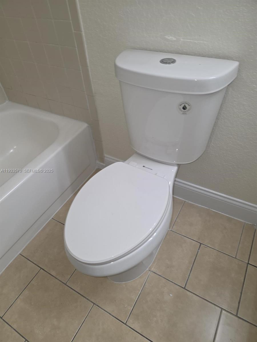 Orlando Condo: 2550 North Alafaya Trail