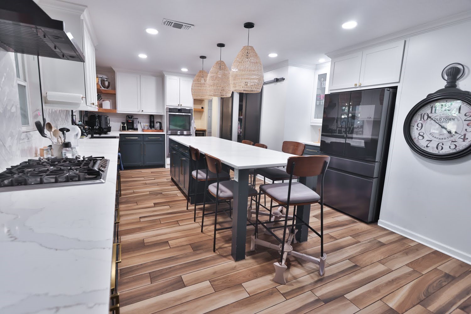 Spring Condo: 16322 Southampton Drive