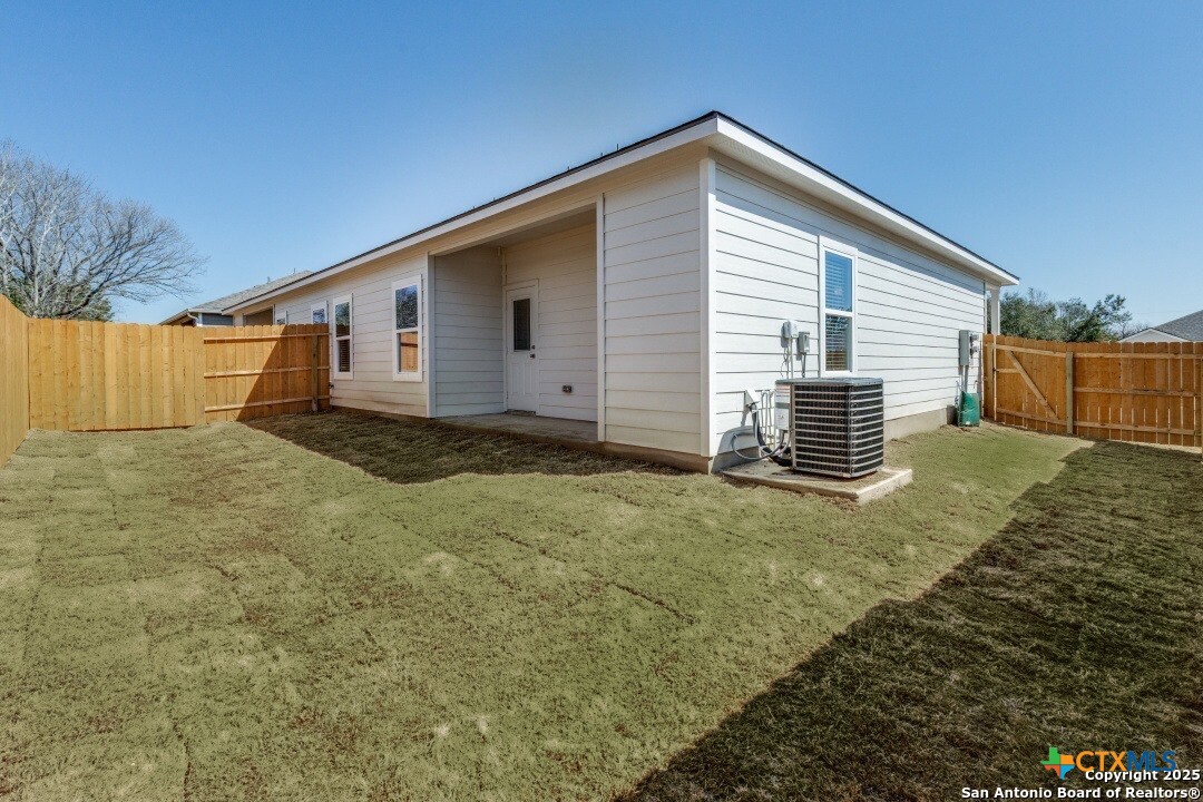 Seguin Condo: 513 Hudson Street