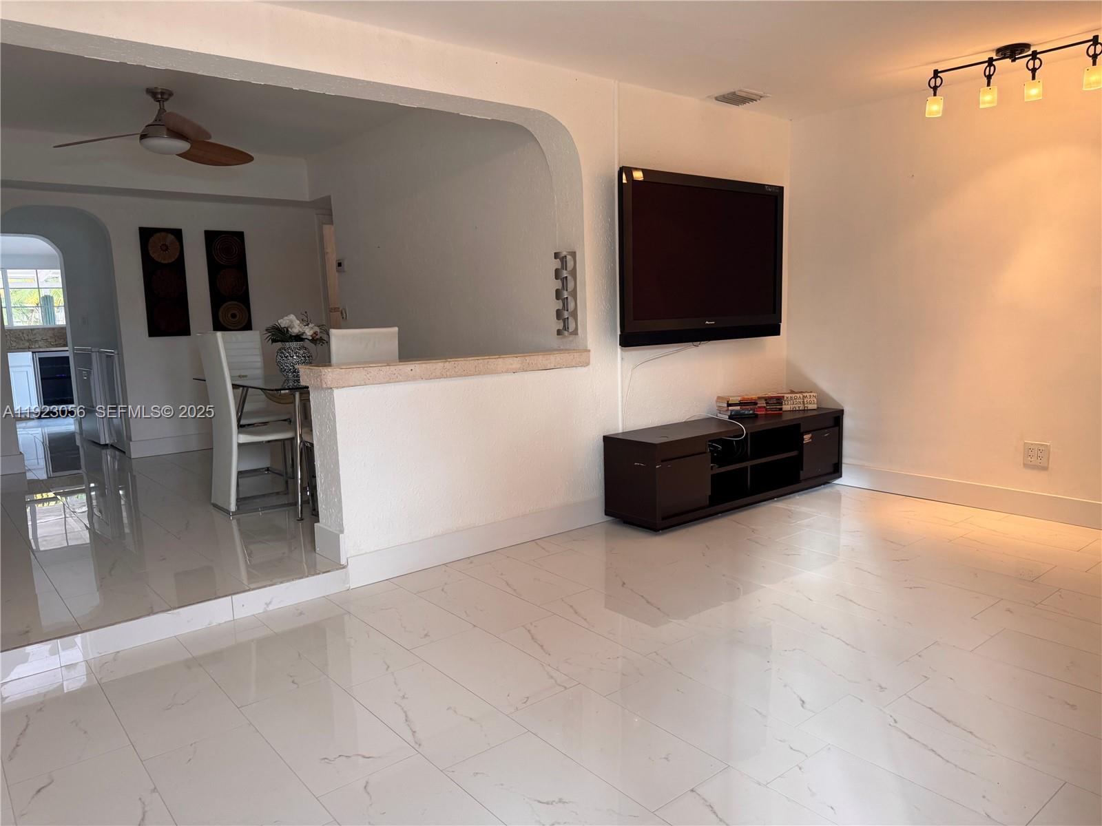 Pompano Beach Condo: 1773 Northeast 50th Street