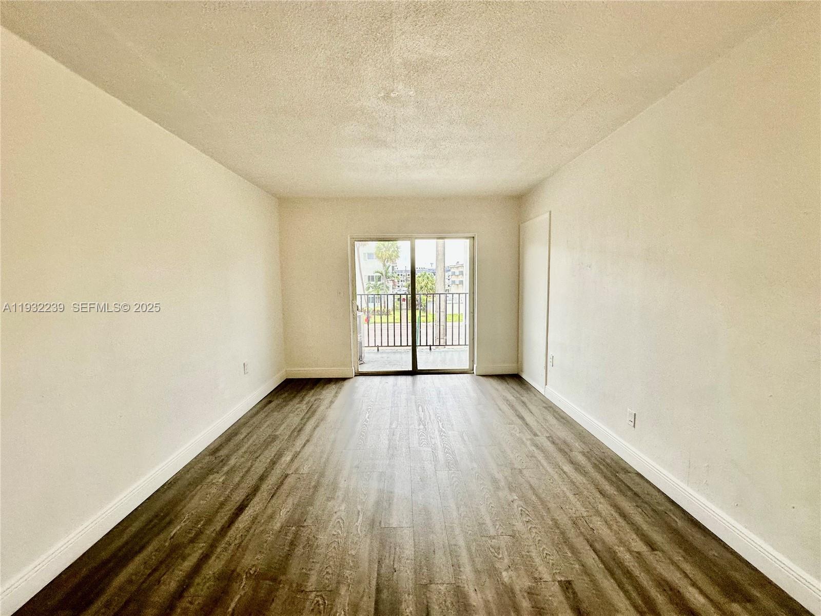 North Miami Condo: 13455 Northeast 6th Avenue
