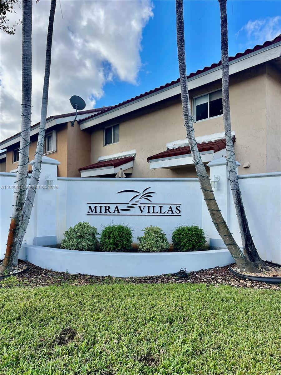 Miami Condo: 562 Northwest 82nd Place