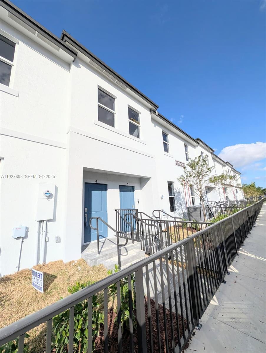 Homestead Condo: 15557 Southwest 280th Street