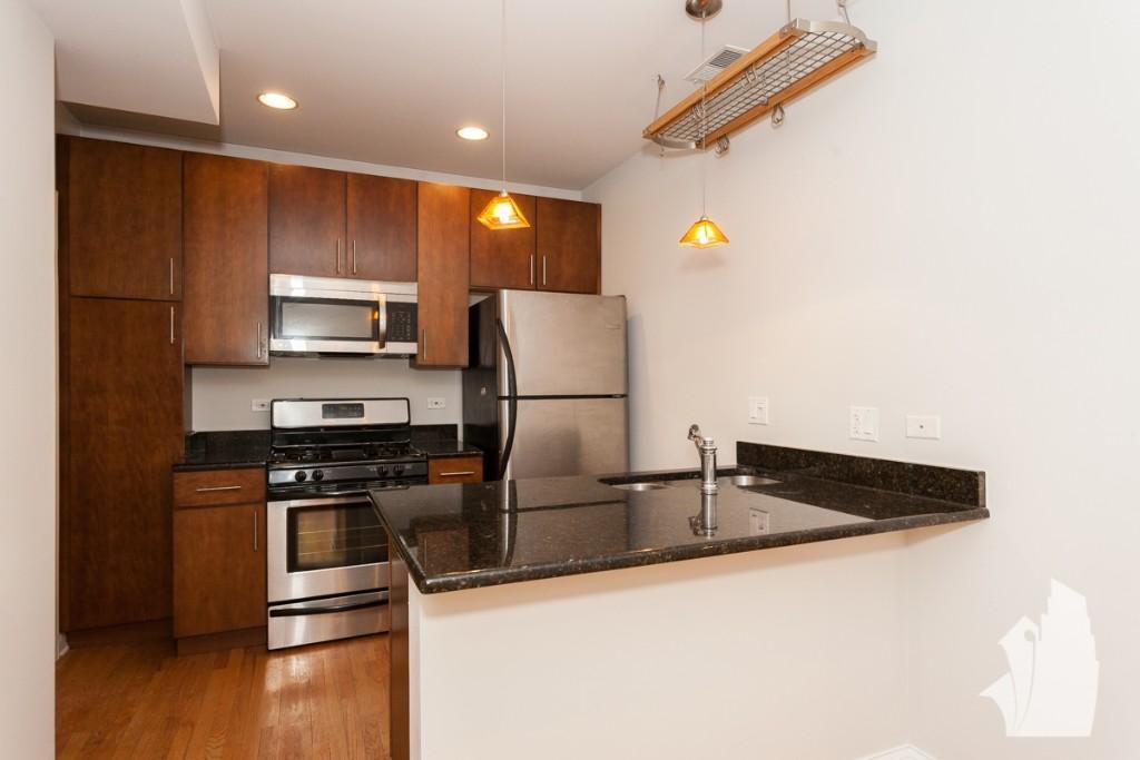 Chicago Condo: 3804 North Marshfield