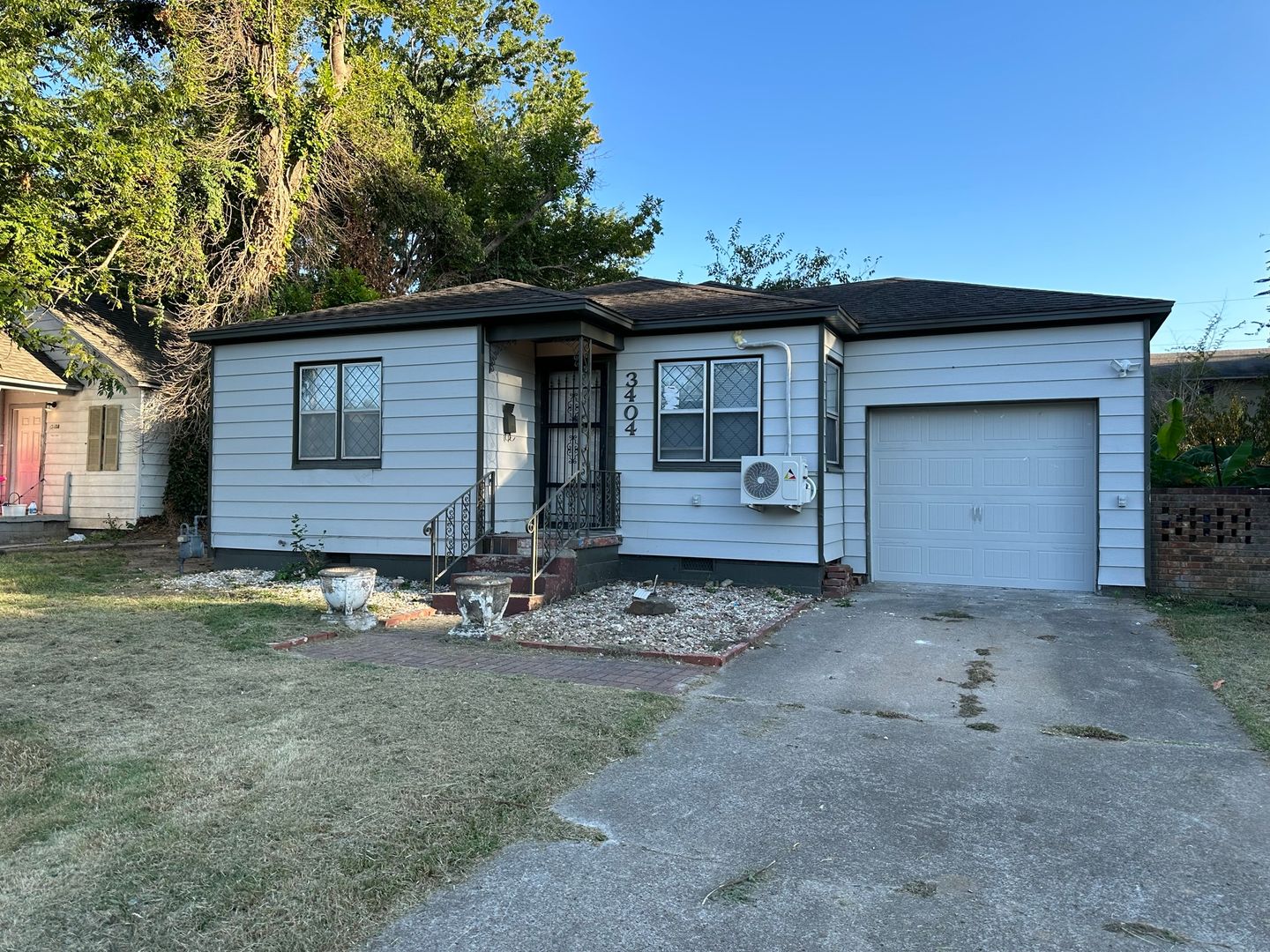 Fort Smith House: 3404 Blackburn Street