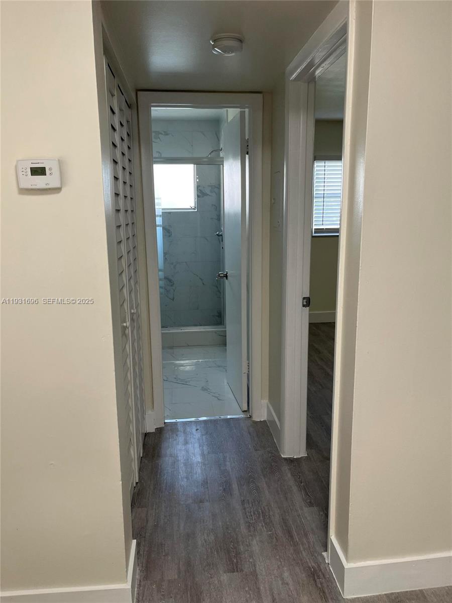 Hollywood Condo: 2134 Lincoln Street