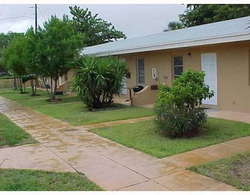 Hollywood Condo: 1822 Dixianna Street