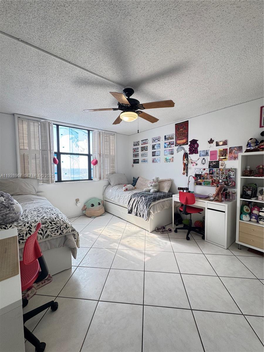 Aventura Condo: 20100 West Country Club Drive