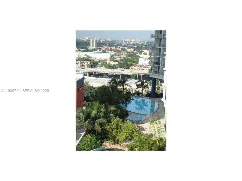 Miami Condo: 690 Southwest 1st Court