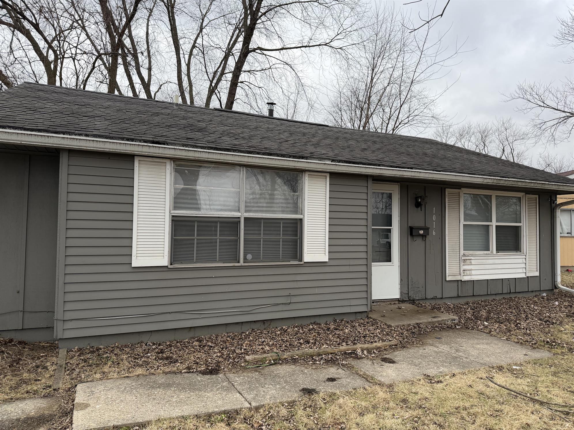 Danville House: 1016 Camaro