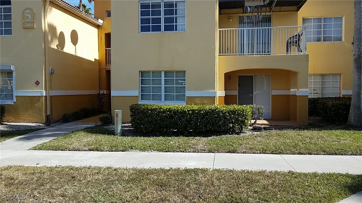 Fort Myers Condo: 3419 Winkler Avenue