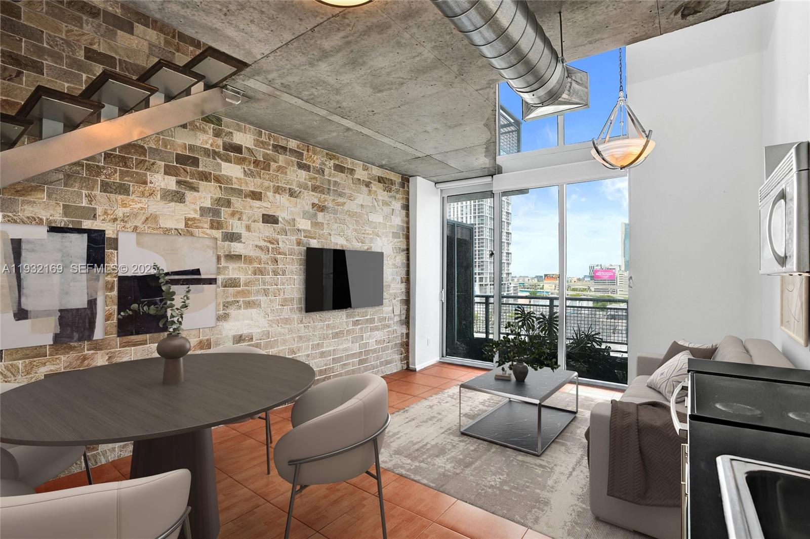 Miami Condo: 690 Southwest 1st Court