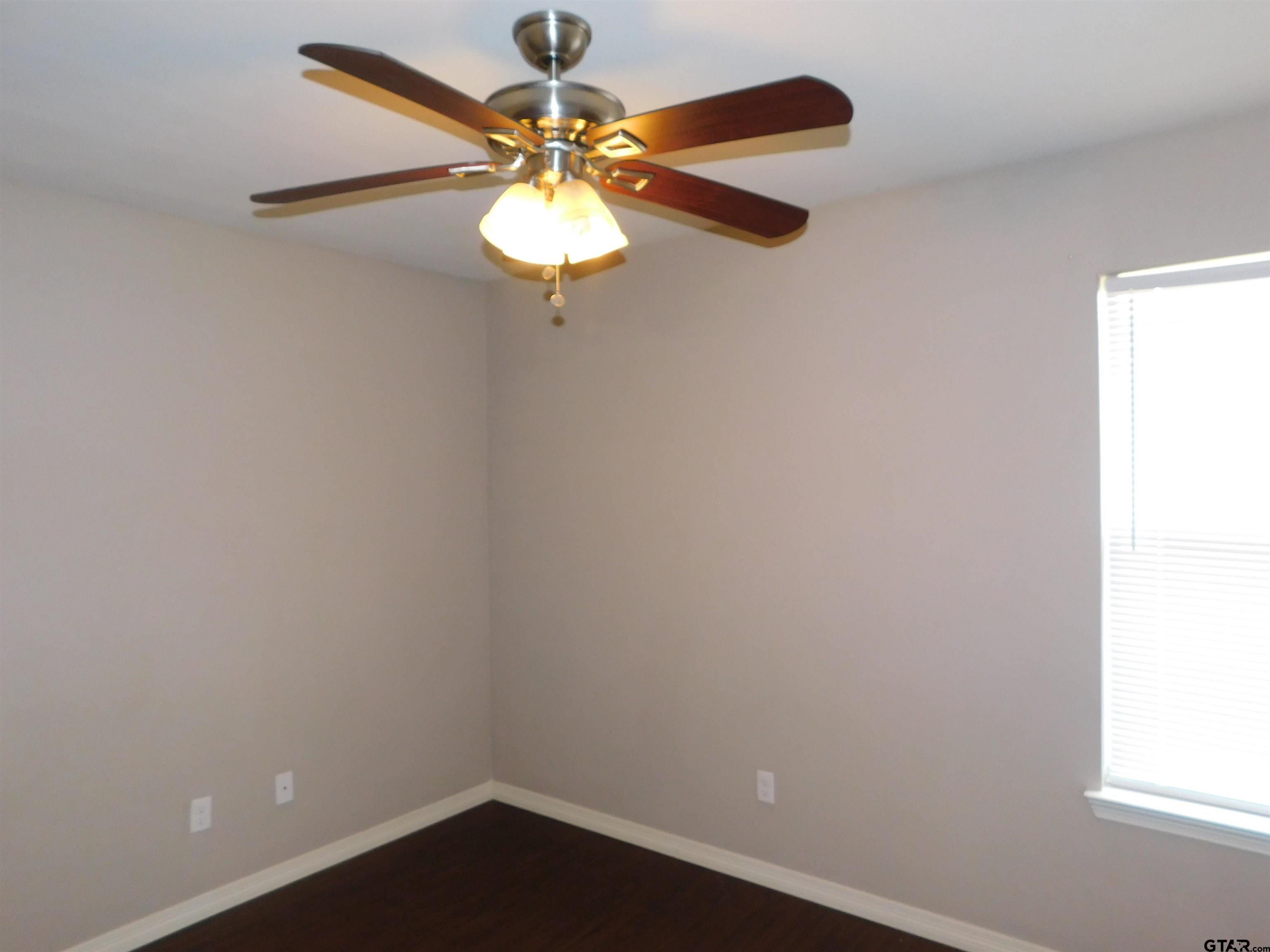 Lindale Condo: 19648 County Road 431