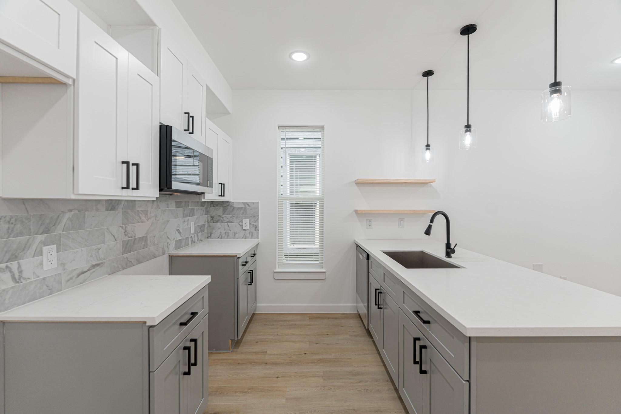 Houston Condo: 7126 Bywood Street