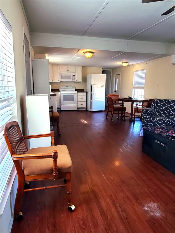 Roanoke Condo: 103 Hackberry Lane