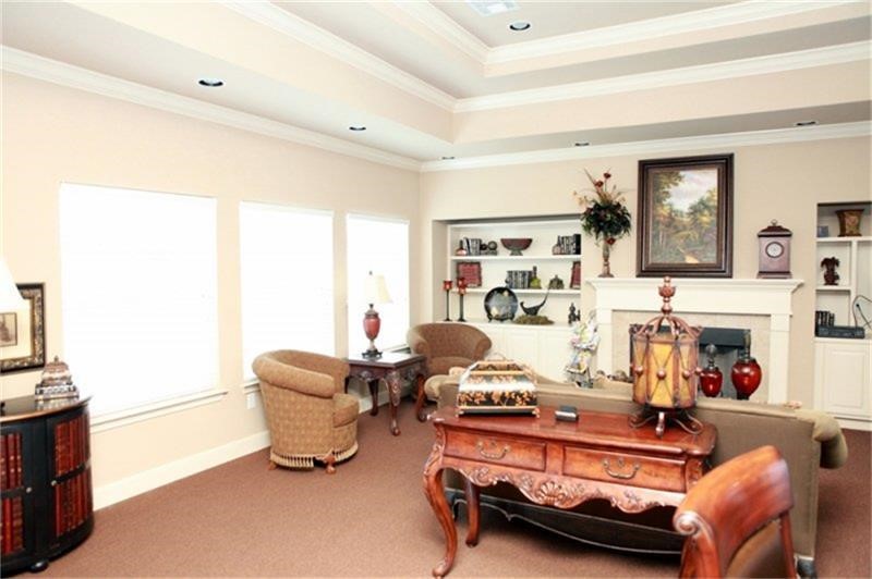 Victoria Condo: 1907 Lova Drive