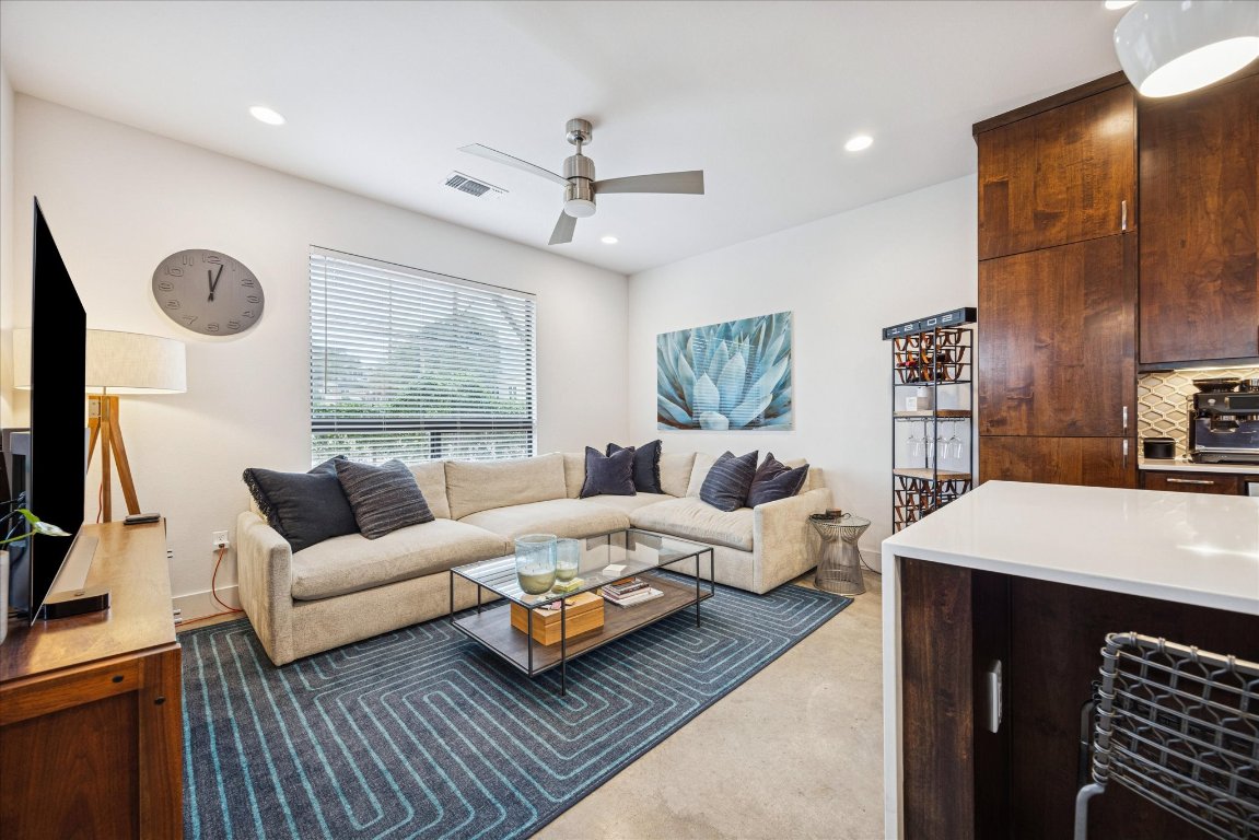 Austin Condo: 1011 East 12th Street