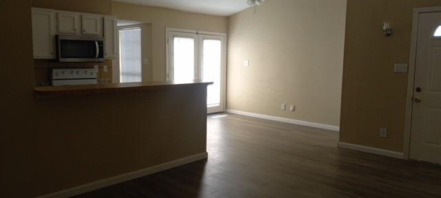 The Colony Condo: 6021 McAfee Drive