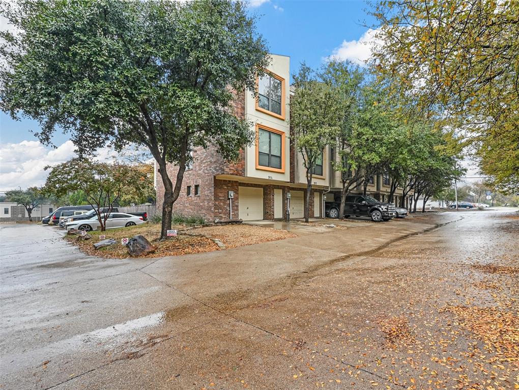 Arlington Condo: 914 East Glenn Crossett Street