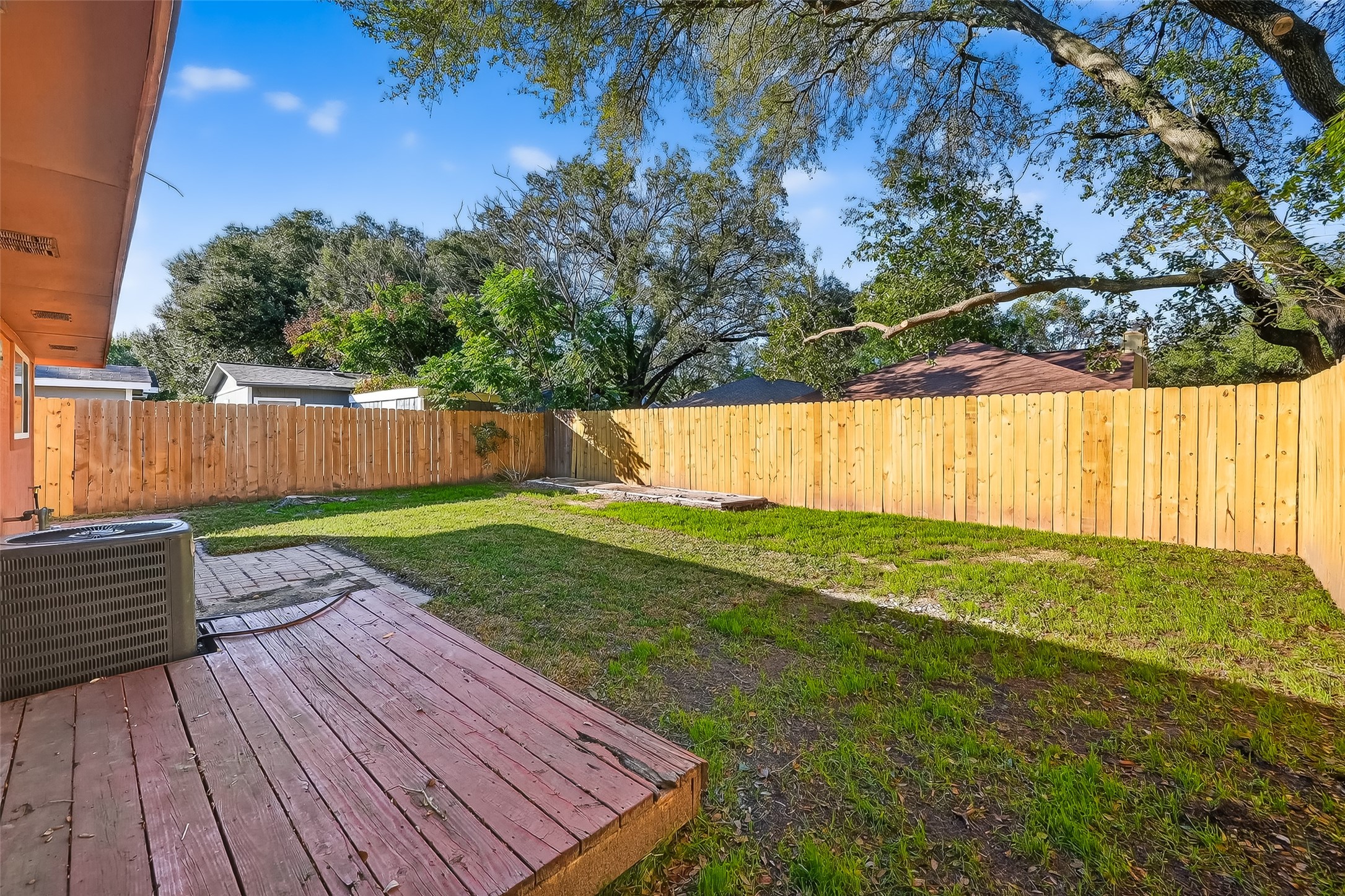 Houston Condo: 16106 Barbarossa Drive