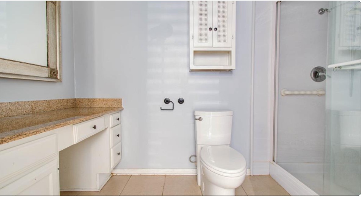 Houston Condo: 11711 Memorial Drive