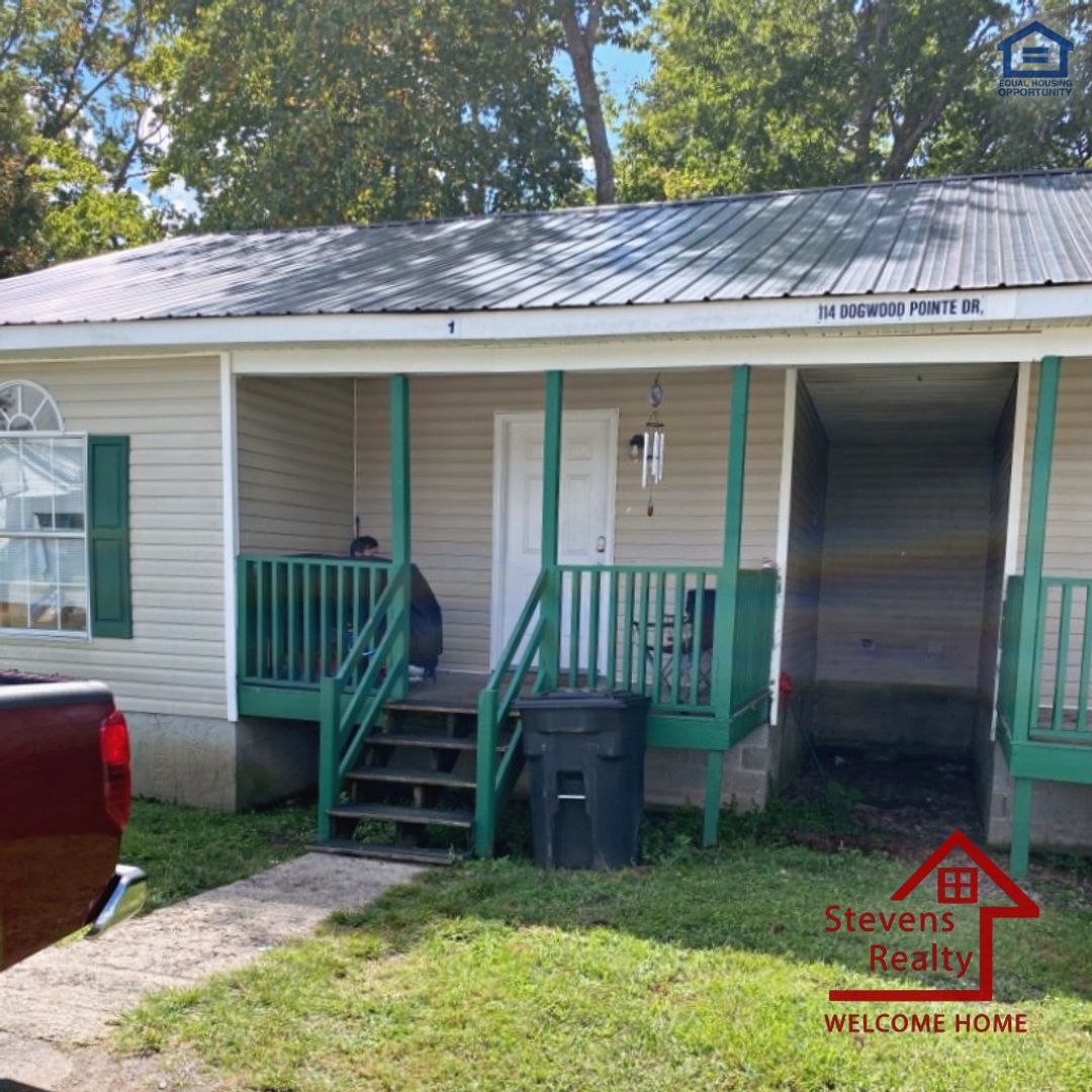 Mcminnville House: 114 Dogwood Pointe Dr