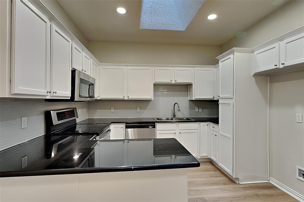 Denton Condo: 3952 Parkhaven Drive