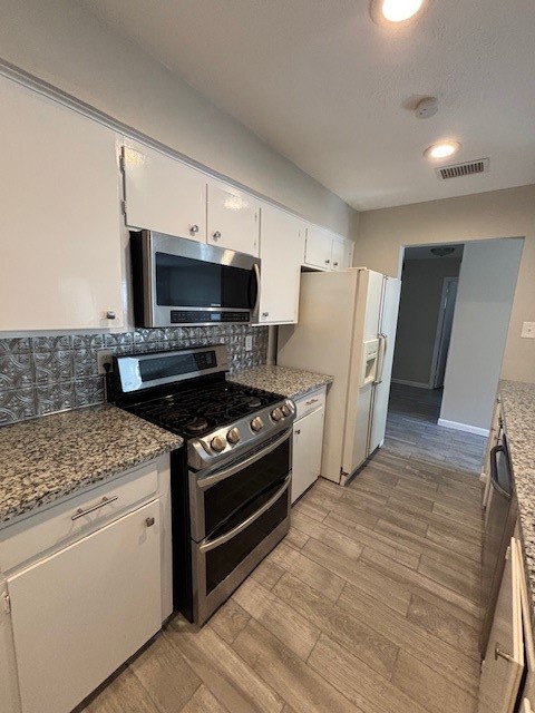 Spring Condo: 3303 Brooktree Lane