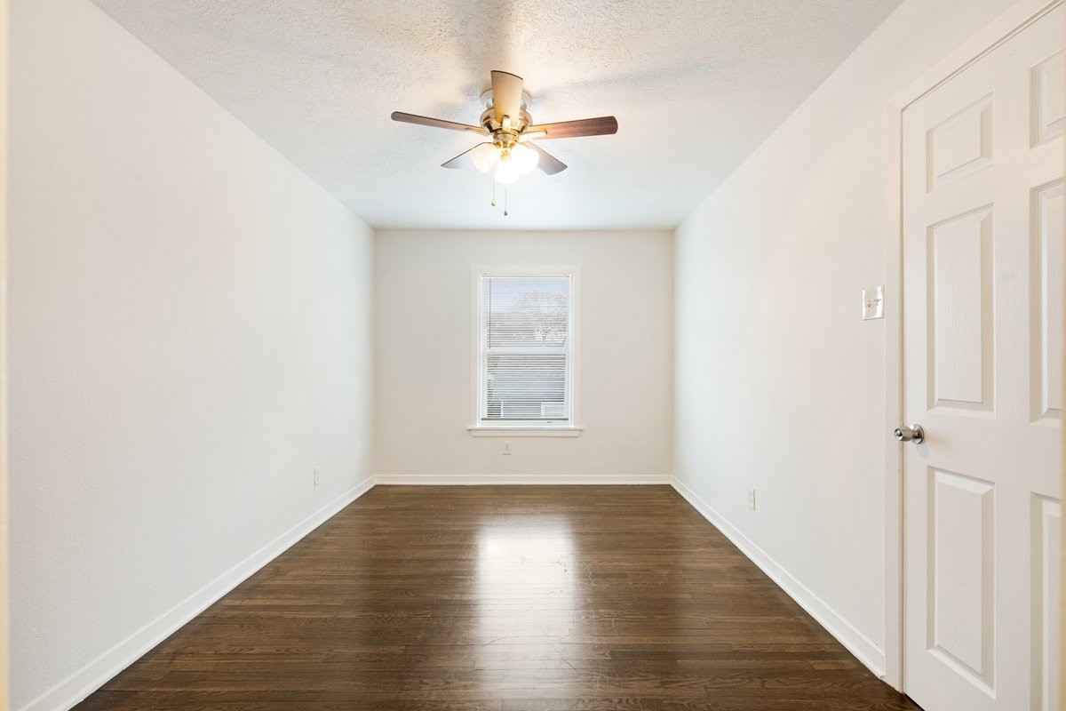 Houston Condo: 8451 1/2 Howard Drive