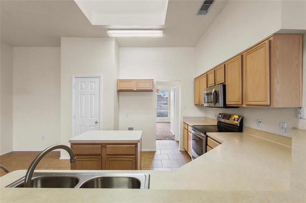 Grand Prairie Condo: 1208 Darbytown Road