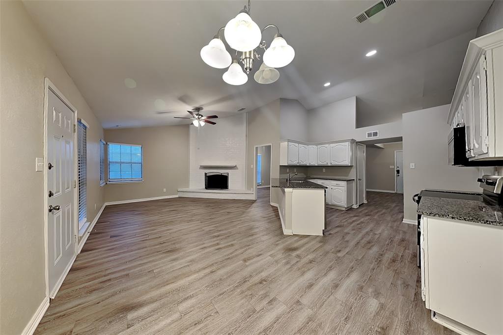 Allen Condo: 1219 Collin Drive