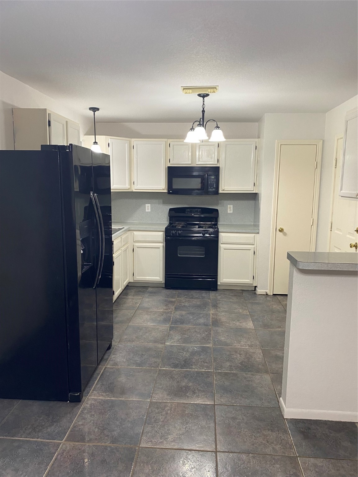 Houston Condo: 8012 Folkstone Lane