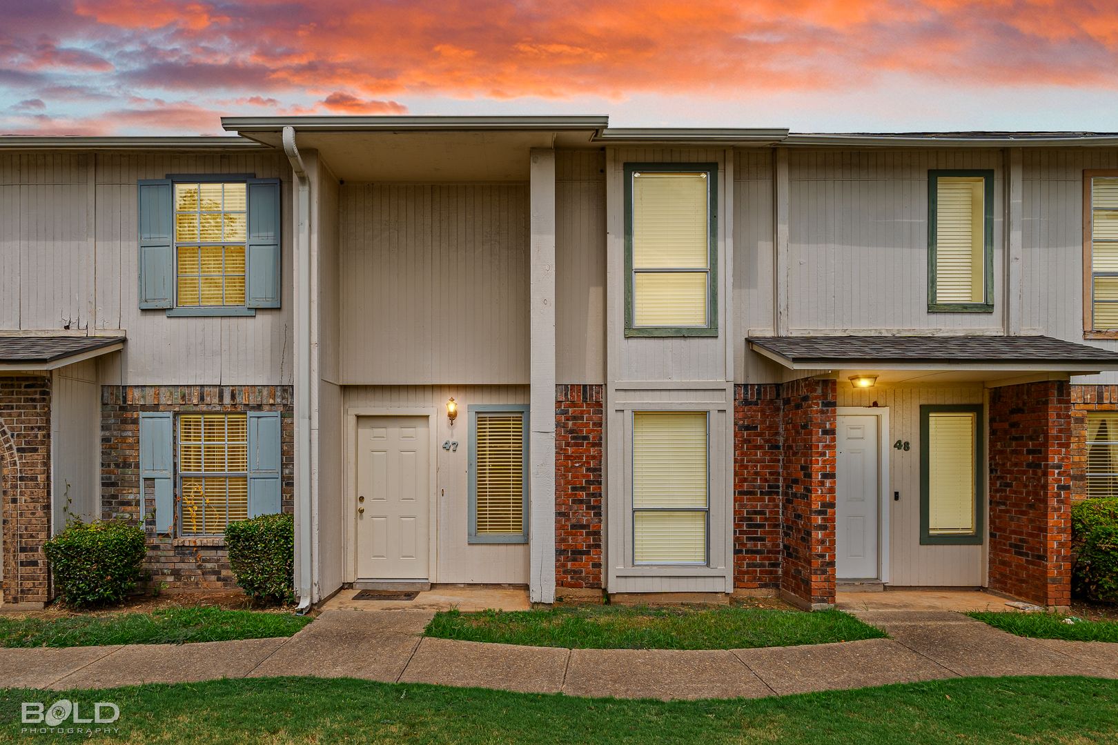 Bossier City House: 5705 East Texas Street