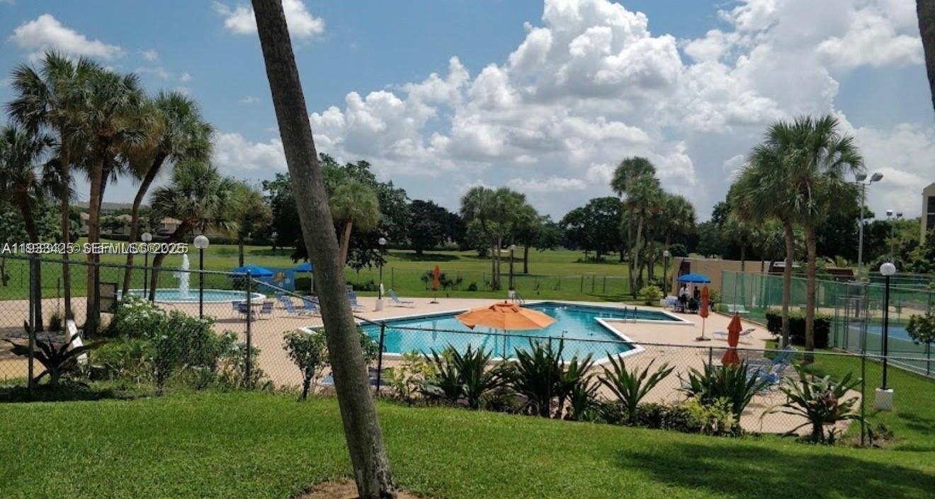 Lauderhill Condo: 6921 Environ Boulevard