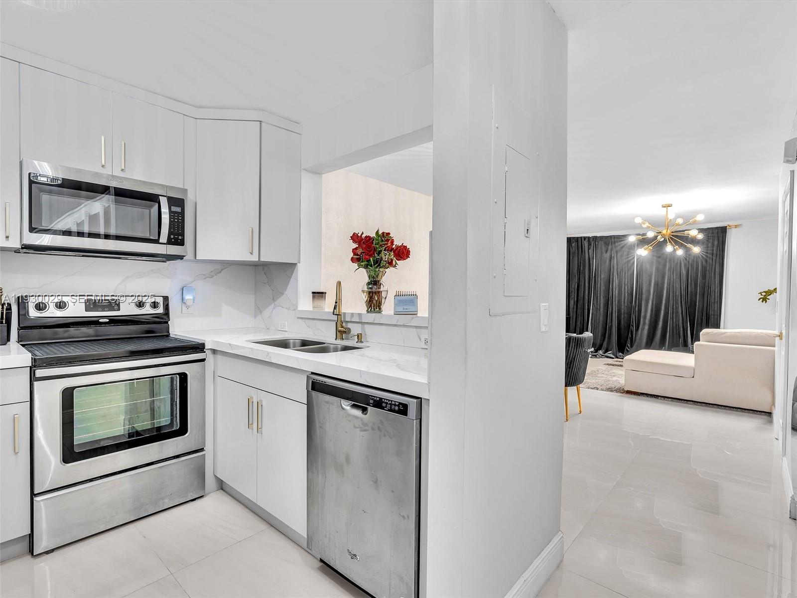 Lauderhill Condo: 6747 Sienna Club Drive