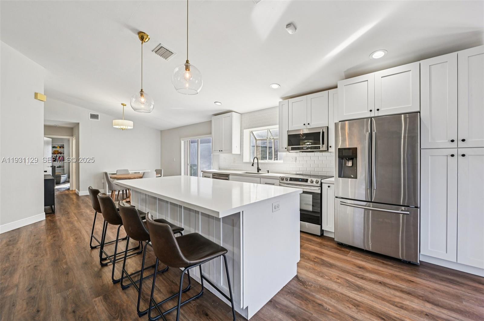 Pembroke Pines Condo: 1356 Northwest 192nd Avenue