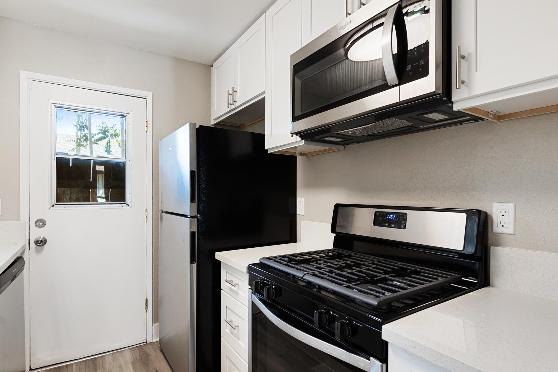 Moreno Valley Apartment: 24196 Myers Ave