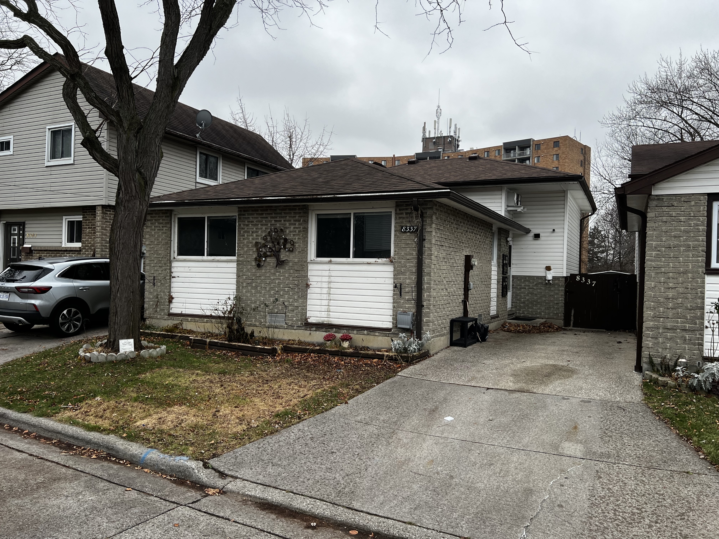 Windsor House: 8337 E Moor Ct