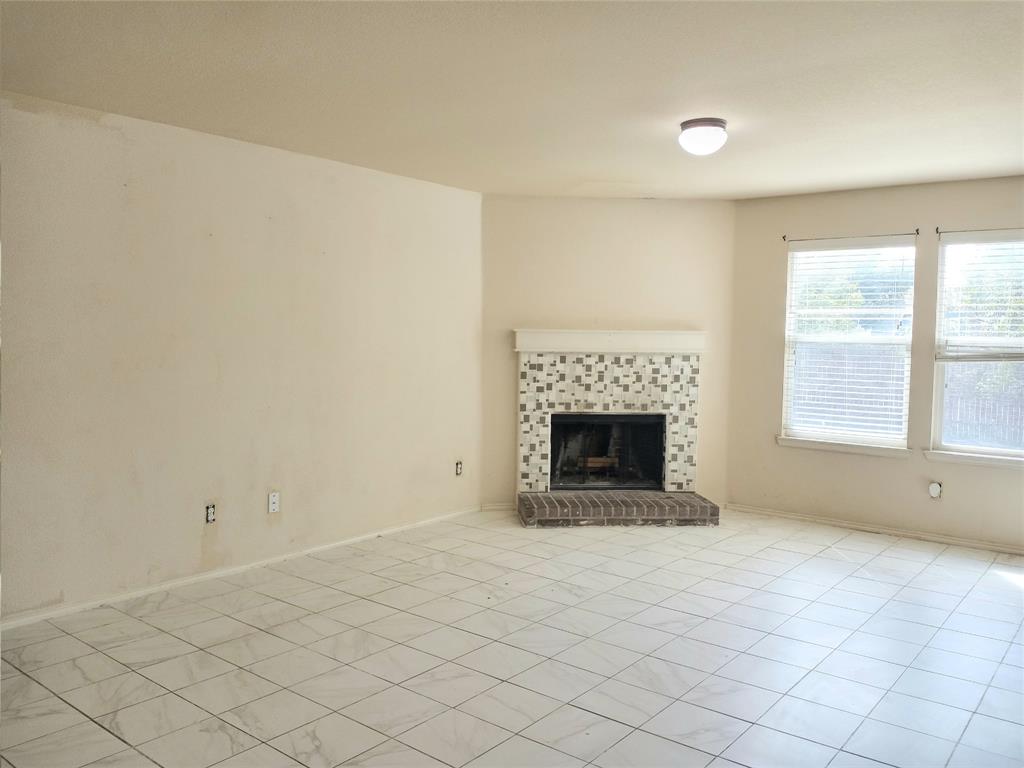 Fort Worth Condo: 3220 Brixton Drive