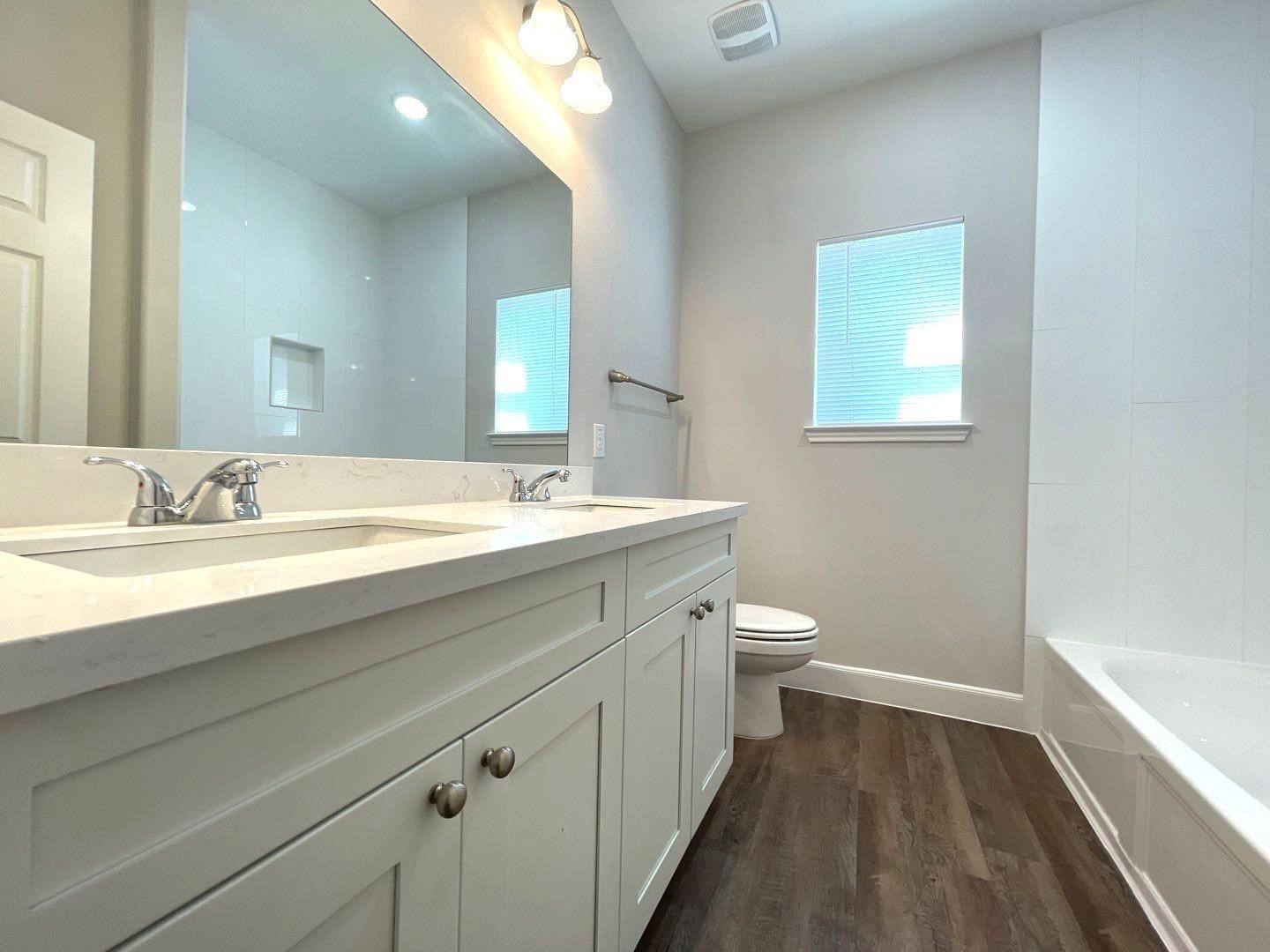 Houston Condo: 1313 Ellington Street