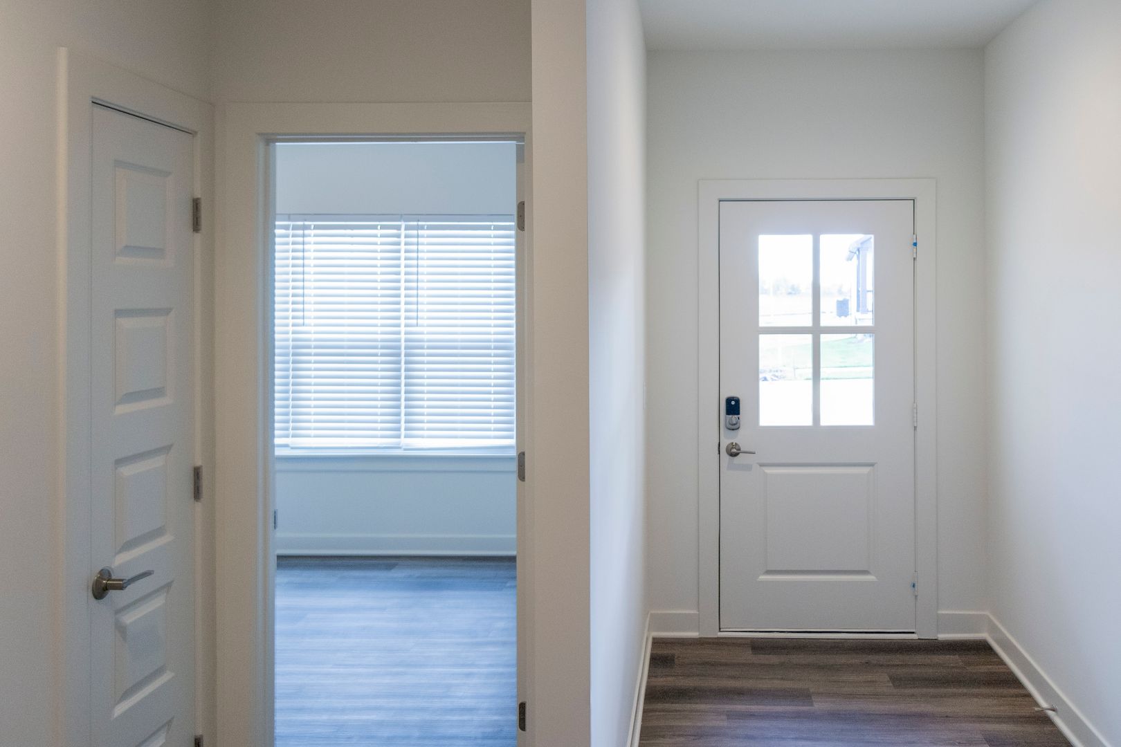 Spring Hill House: 19939 Cornice St