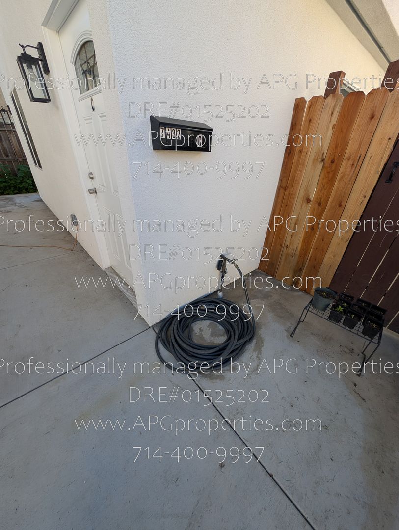 Buena Park Condo: 7432 Franklin St C BP S