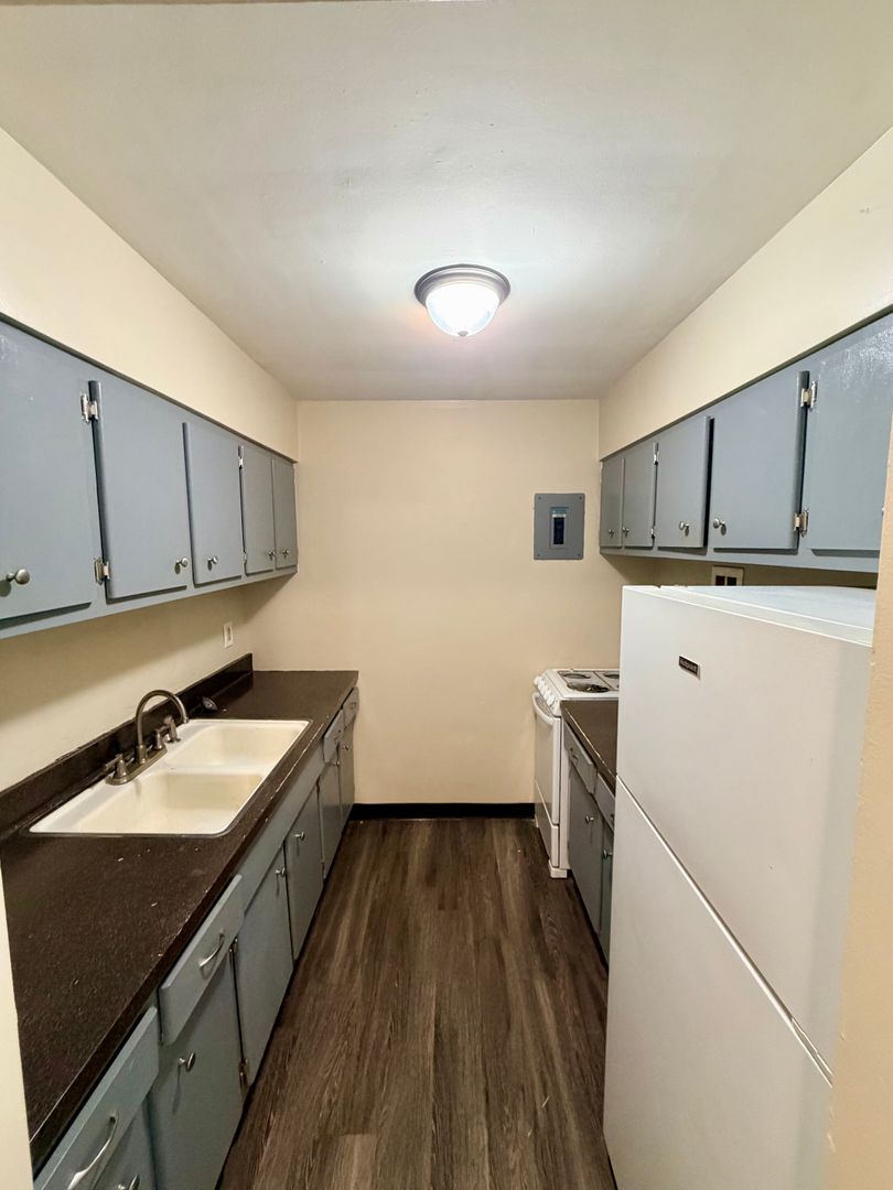 Lexington Condo: 1556 Alexandria Drive