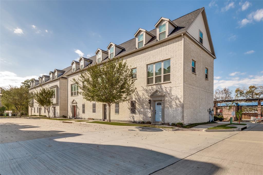 Arlington Condo: 1900 Bel Air Drive