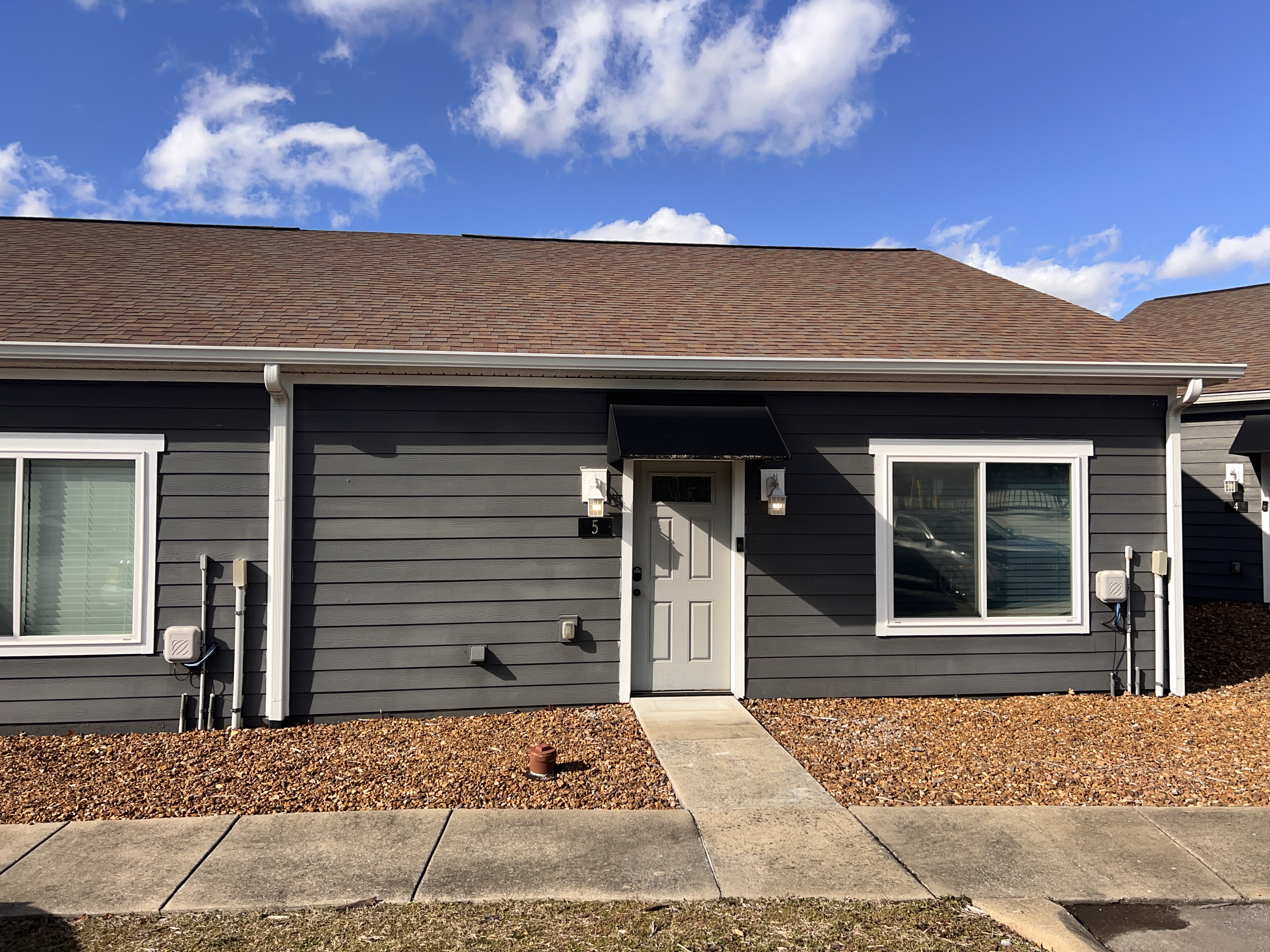 Nashville House: 155 Bell Rd