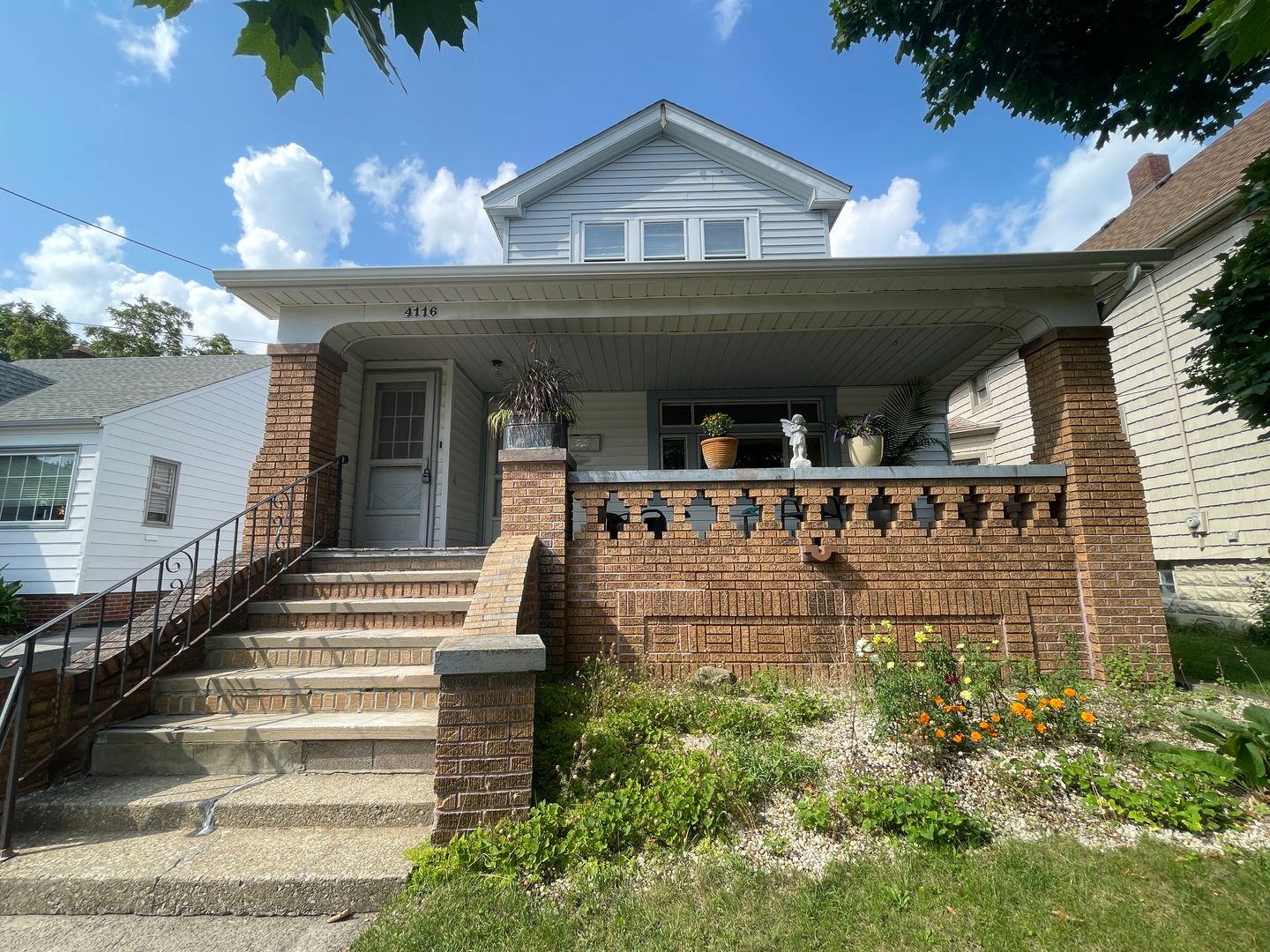 Cleveland Condo: 4116 Biddulph Ave